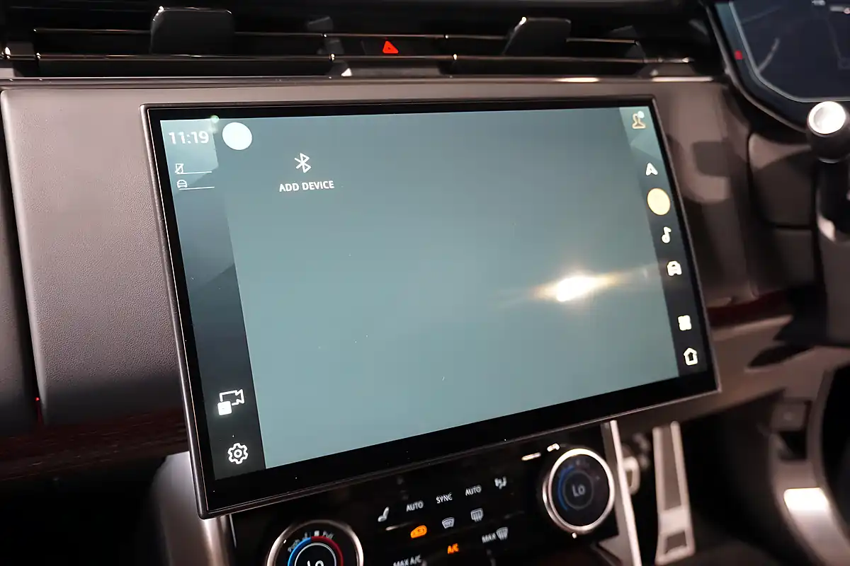 Used Land Rover Range Rover Hse Portofino Blue - Interior and Exterior details 17