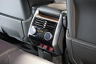Used Land Rover Range Rover Hse Portofino Blue - Interior and Exterior details 18
