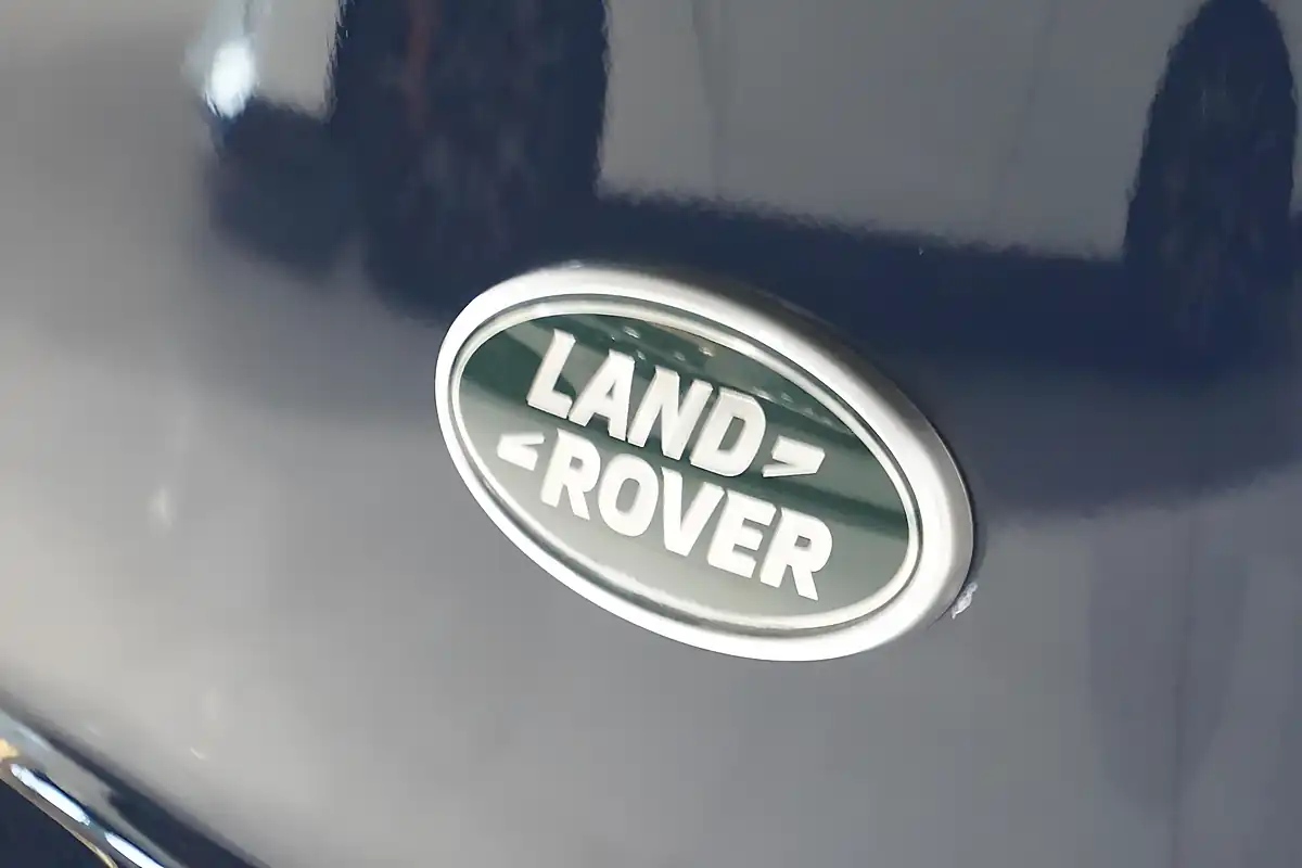 Used Land Rover Range Rover Hse Portofino Blue - Interior and Exterior details 20