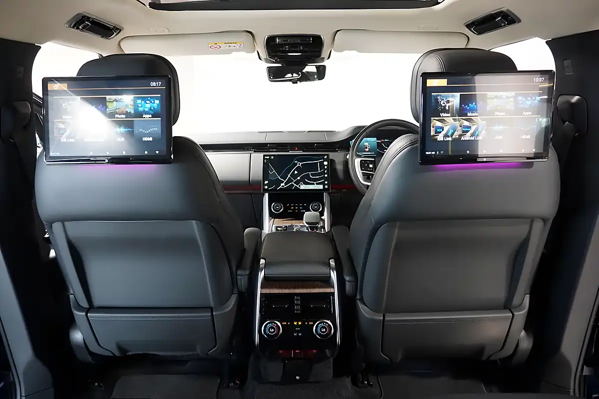 Used Land Rover Range Rover Hse Portofino Blue - Interior and Exterior details 8