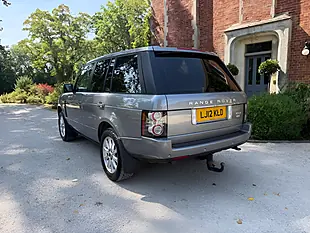Used Land Rover Range Rover Vogue Orkney Grey Metallic - Interior and Exterior details 3