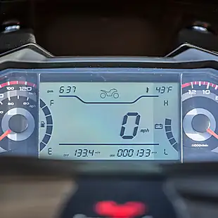Used Lexmoto Aura Red - Interior and Exterior details 9