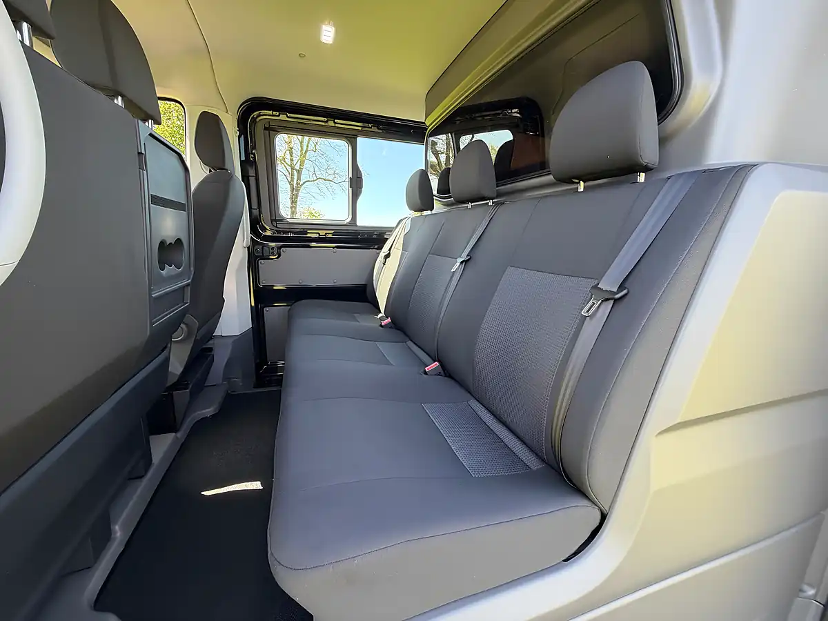 Used Man Tge Lion Xp Black - Interior and Exterior details 12