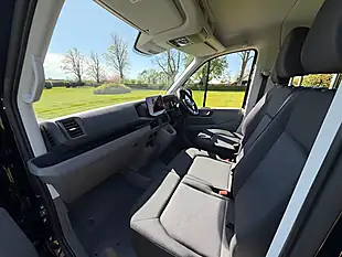 Used Man Tge Lion Xp Black - Interior and Exterior details 9