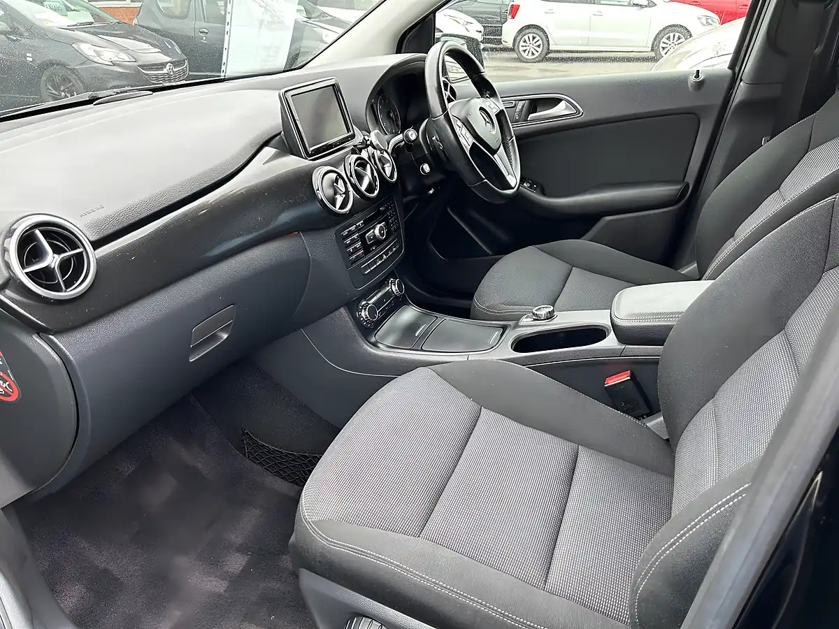 Used Mercedes B Class Black - Interior and Exterior details 15