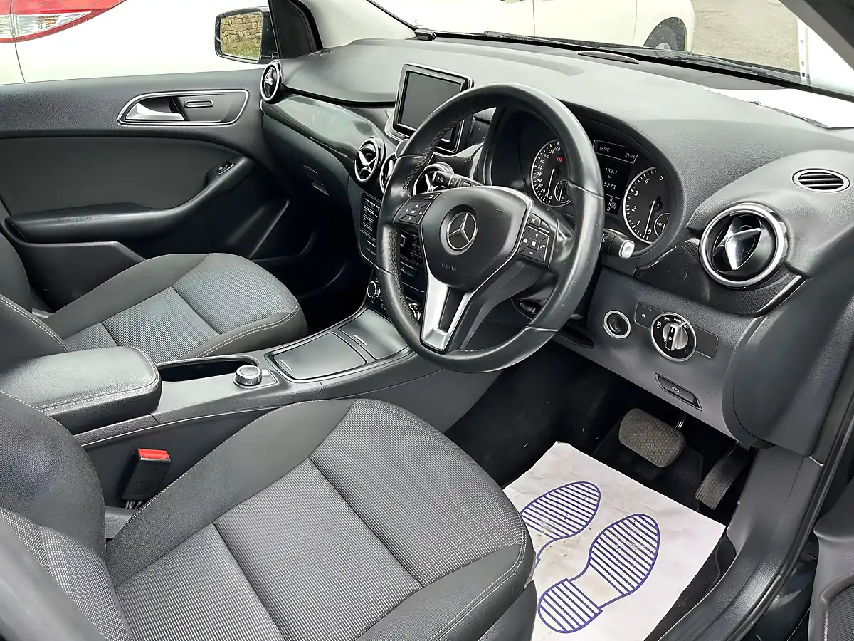 Used Mercedes B Class Black - Interior and Exterior details 6