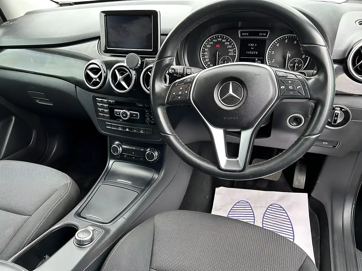 Used Mercedes B Class Black - Interior and Exterior details 7
