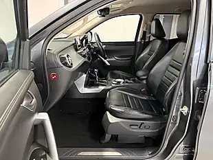 Used Mercedes-Benz X-Class Power Double Cab Grey Metallic - Interior and Exterior details 13