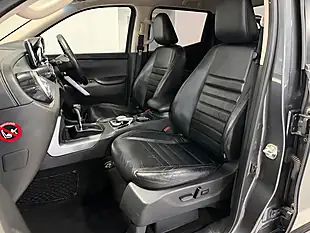 Used Mercedes-Benz X-Class Power Double Cab Grey Metallic - Interior and Exterior details 14