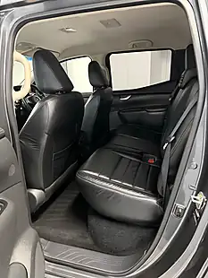 Used Mercedes-Benz X-Class Power Double Cab Grey Metallic - Interior and Exterior details 15