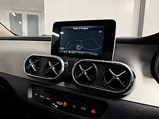 Used Mercedes-Benz X-Class Power Double Cab Grey Metallic - Interior and Exterior details 17