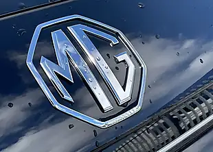 Used MG Hs Trophy Black - Interior and Exterior details 4
