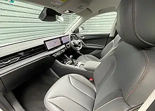 Used MG Hs Trophy White - Interior and Exterior details 13