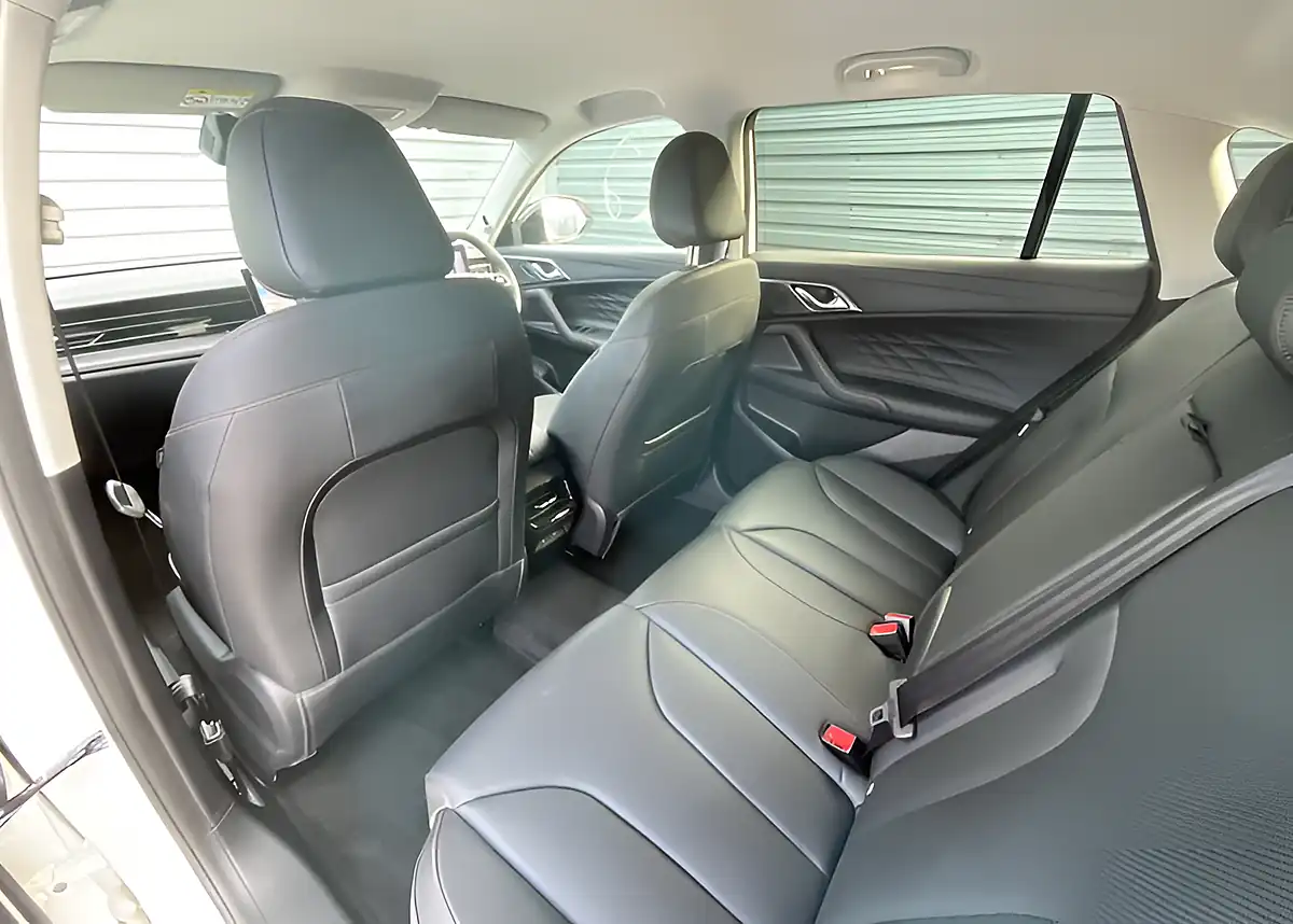 Used MG Hs Trophy White - Interior and Exterior details 17