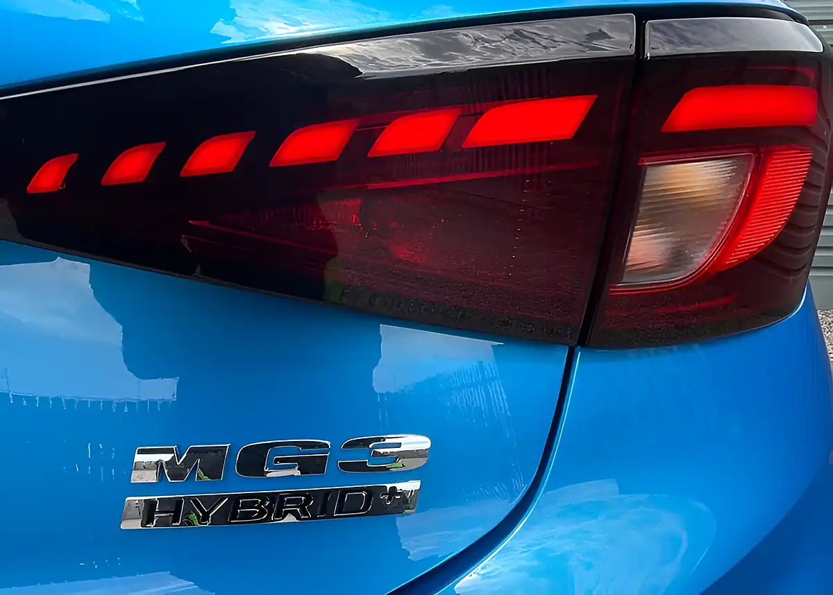 Used MG MG3 Trophy Blue - Interior and Exterior details 13