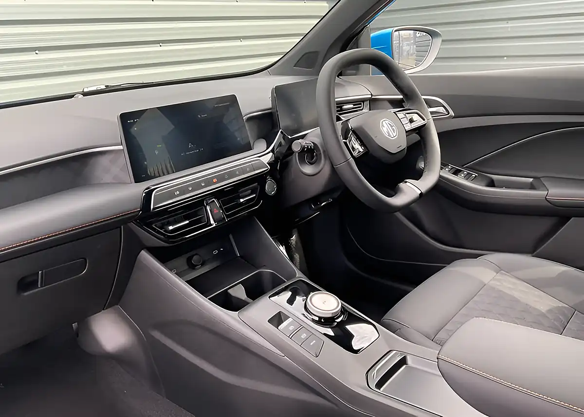 Used MG MG3 Trophy Blue - Interior and Exterior details 15
