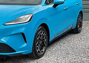 Used MG MG4 Urban Premium Long Range Blue - Interior and Exterior details 4