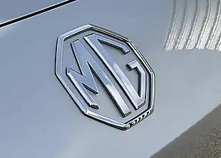Used MG MG4 Urban Premium Long Range Silver - Interior and Exterior details 4