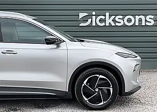 Used MG MGS5 EV Trophy Silver - Interior and Exterior details 3