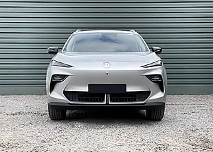 Used MG MGS5 EV Trophy Silver - Interior and Exterior details 6