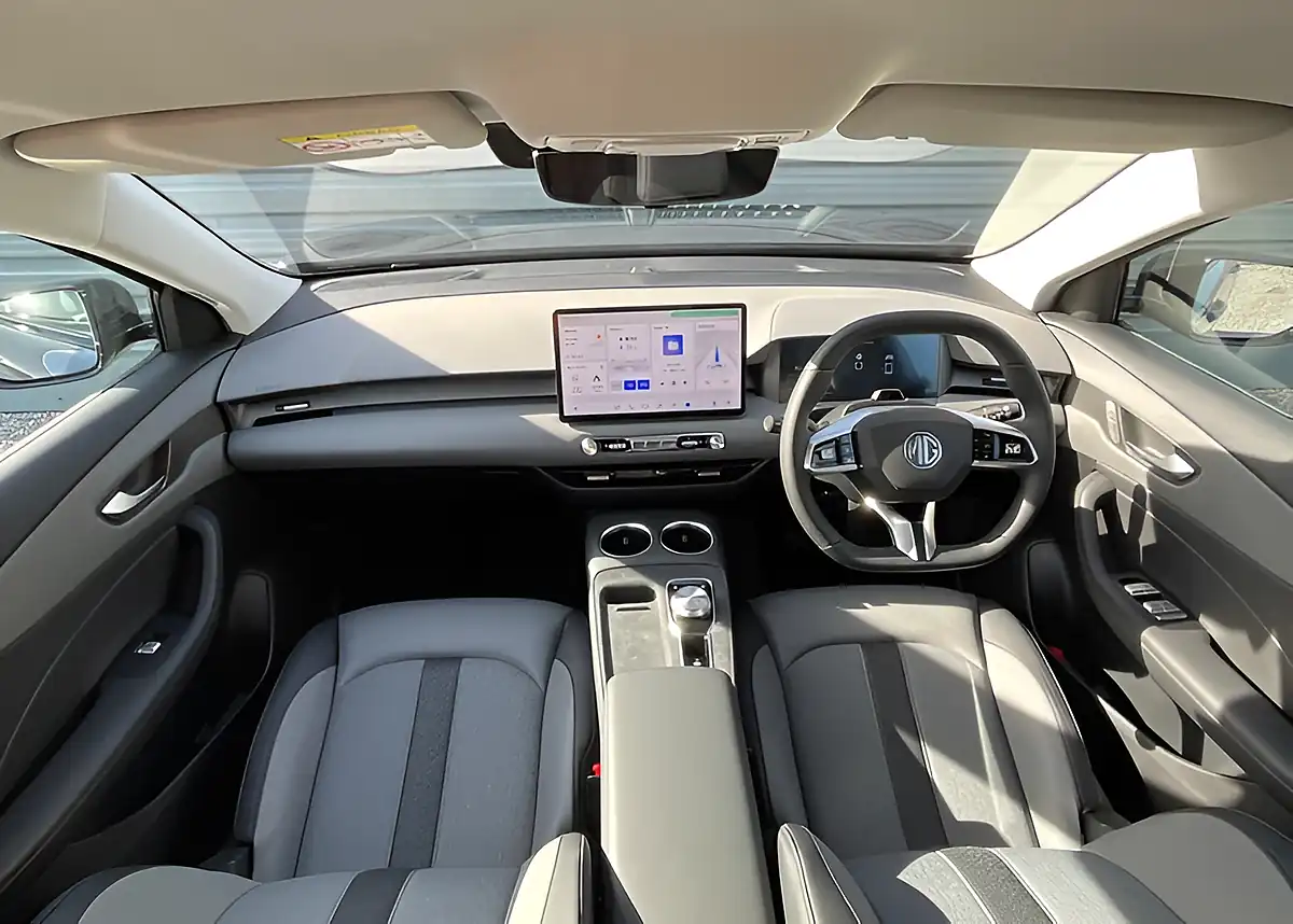 Used MG MGS5 Trophy Grey - Interior and Exterior details 13