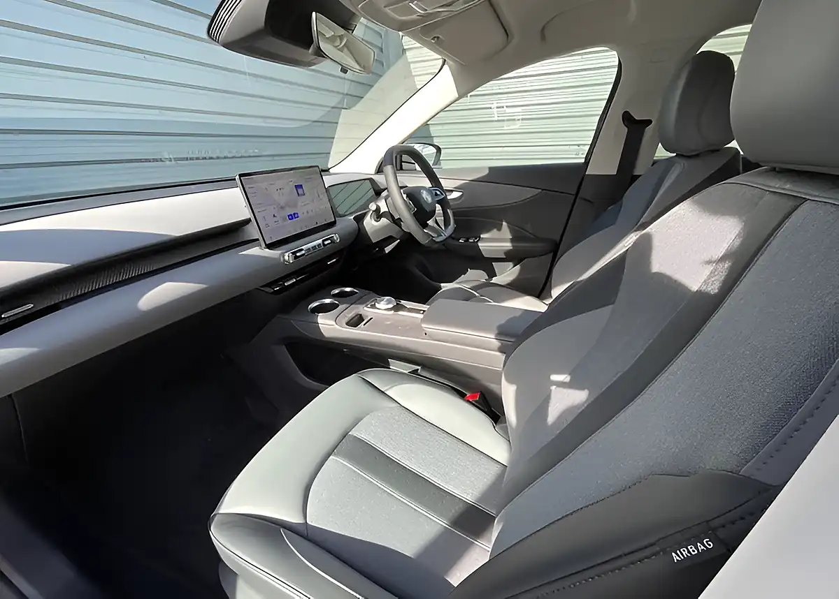 Used MG MGS5 Trophy Grey - Interior and Exterior details 15