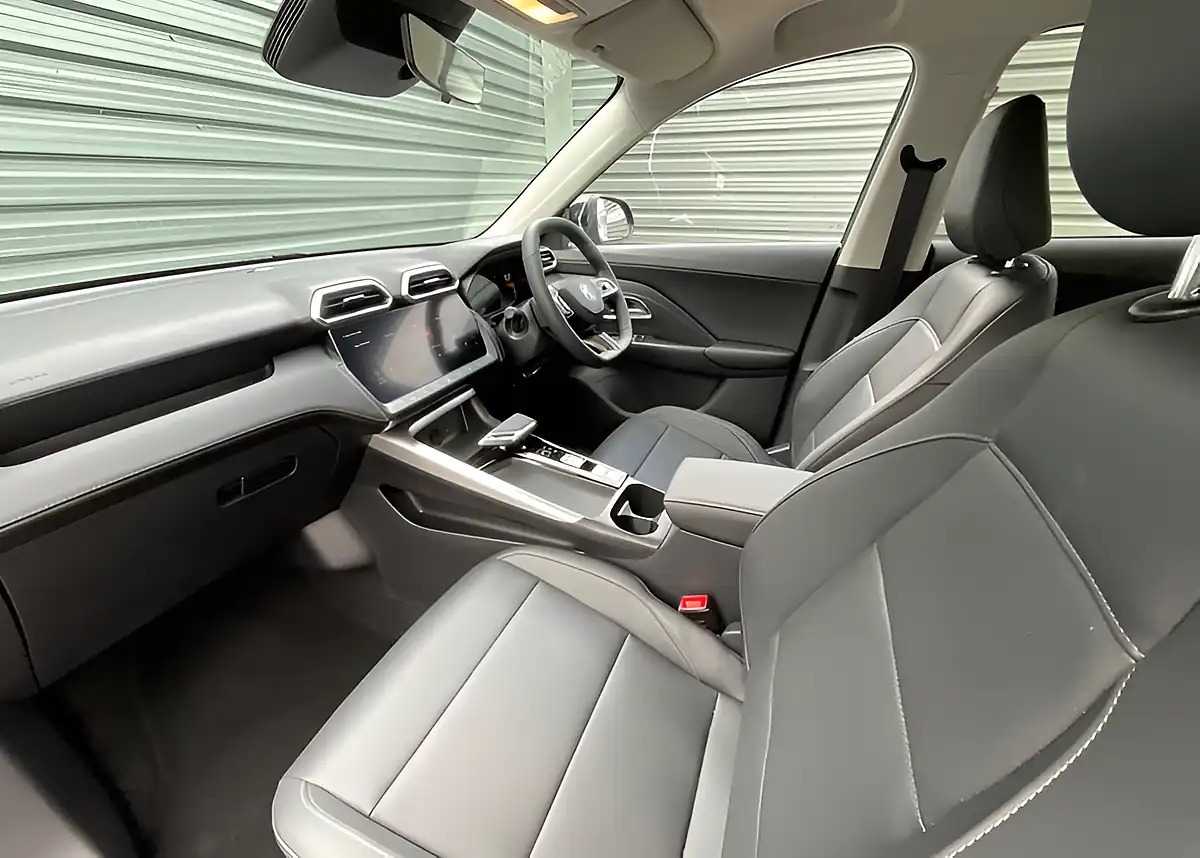 Used MG ZS Trophy Black - Interior and Exterior details 14