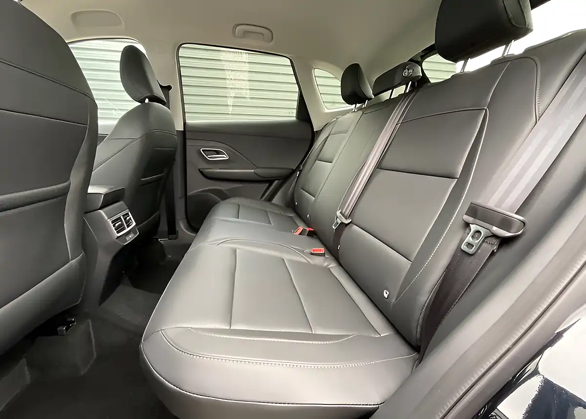 Used MG ZS Trophy Black - Interior and Exterior details 16