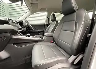 Used MG Zs Trophy White - Interior and Exterior details 16