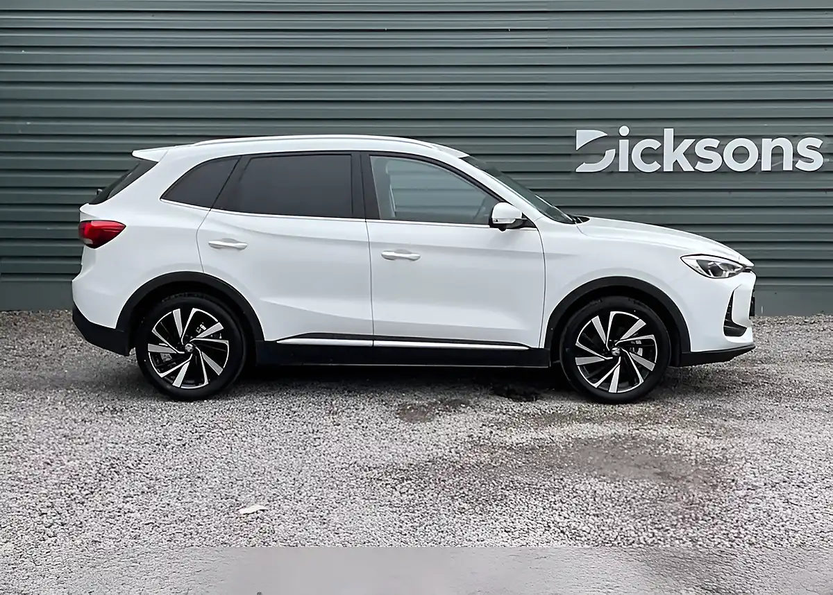 Used MG Zs Trophy White - Interior and Exterior details 8