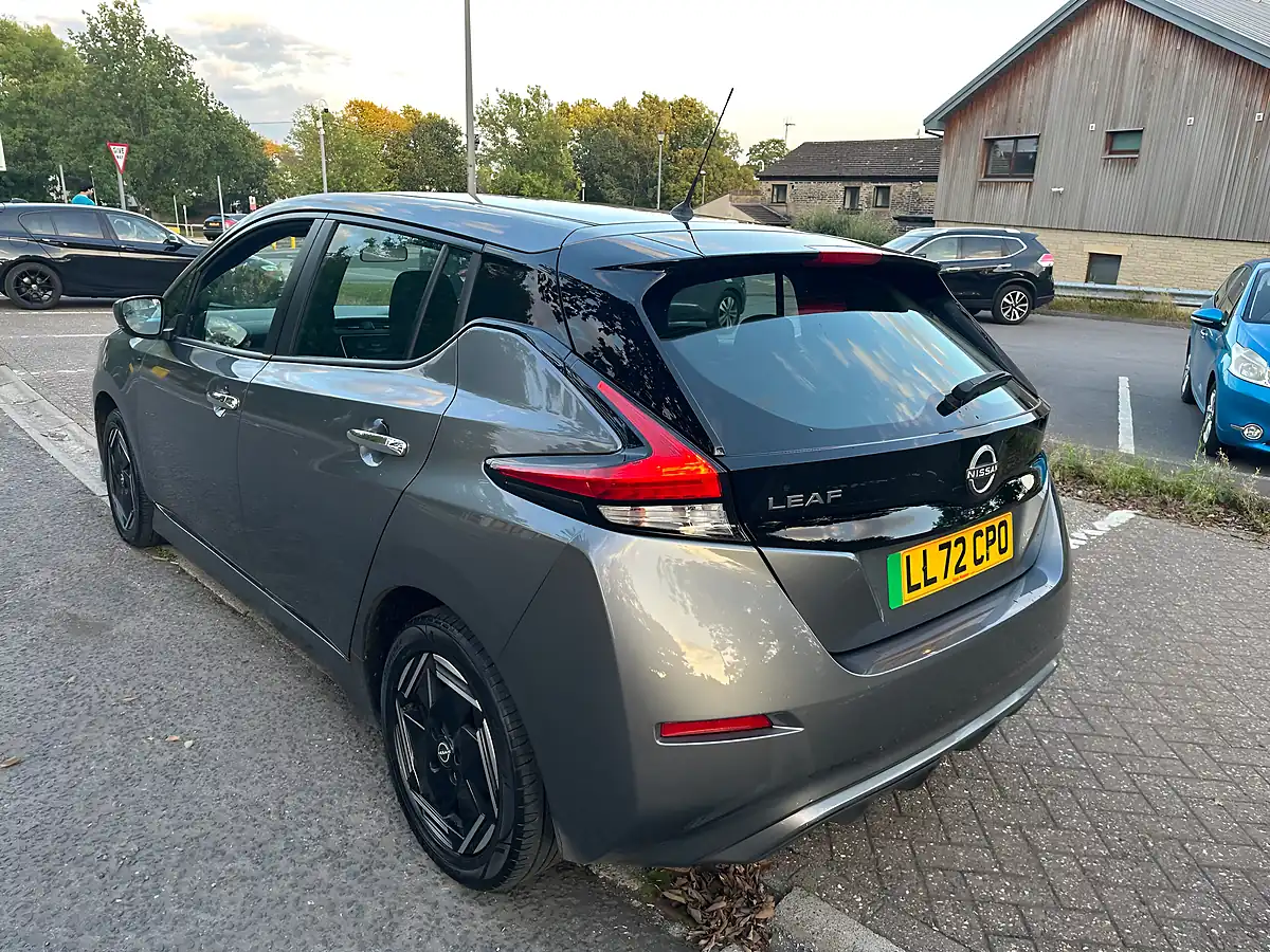Used Nissan Leaf Acenta Grey - Interior and Exterior details 14