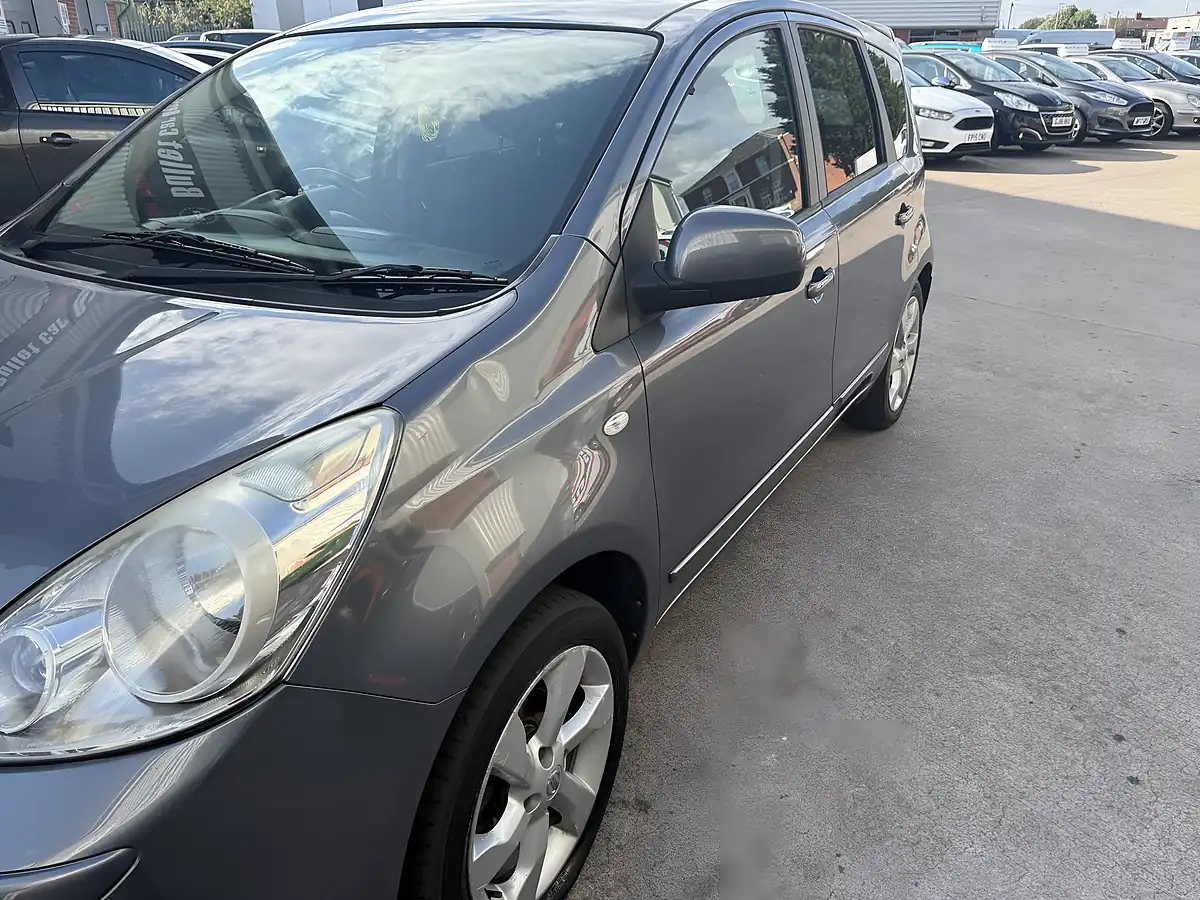 Used Nissan Note Grey - Interior and Exterior details 10