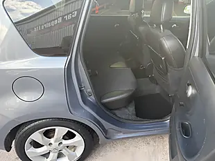 Used Nissan Note Grey - Interior and Exterior details 14