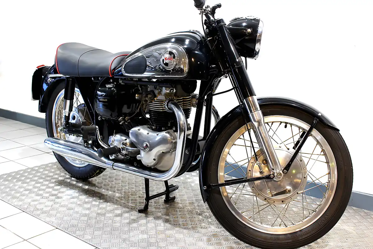 Used Norton Dominator 88 Black - Interior and Exterior details 2