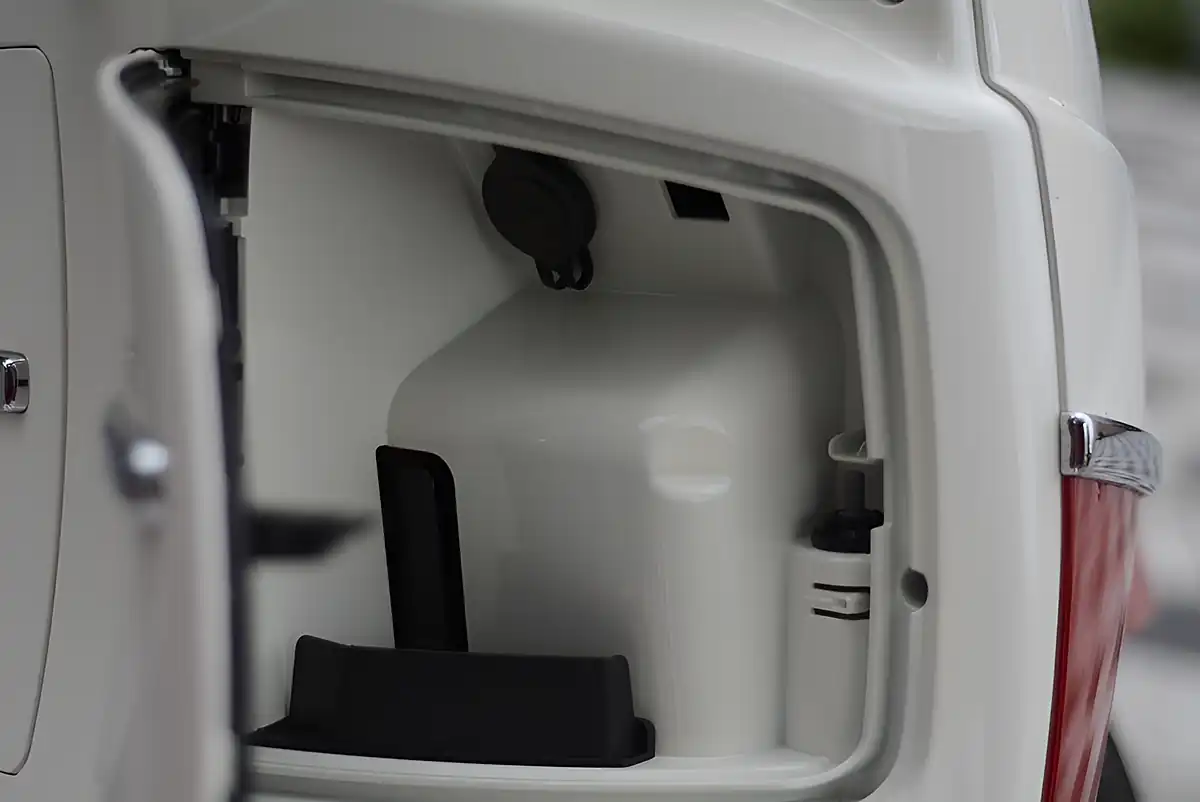 Used Peugeot Django Sport - Interior and Exterior details 11