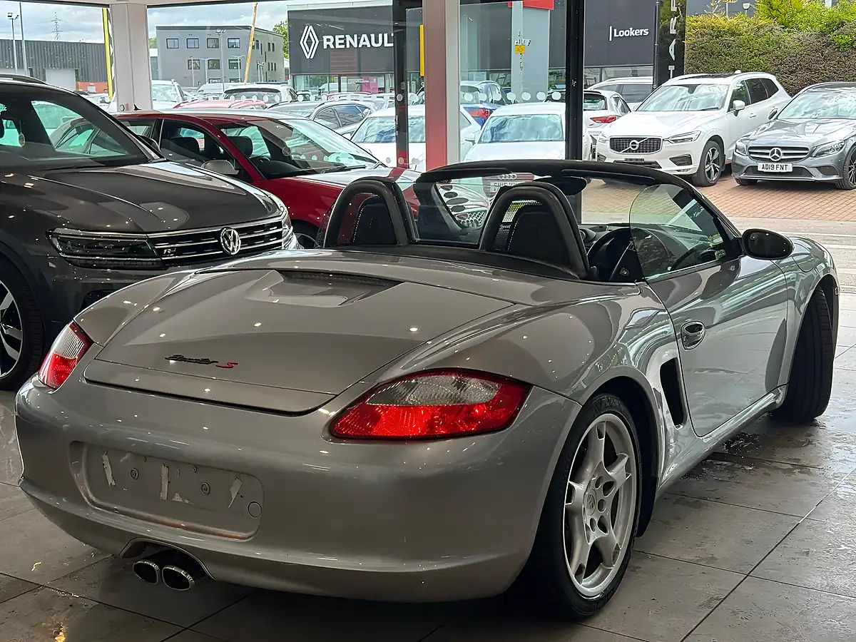 Used Porsche Boxster S - Interior and Exterior details 4