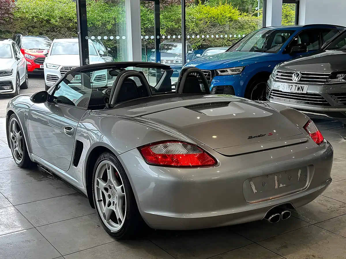 Used Porsche Boxster S - Interior and Exterior details 7