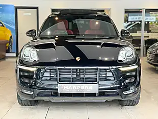 Used Porsche Macan S - Interior and Exterior details 3