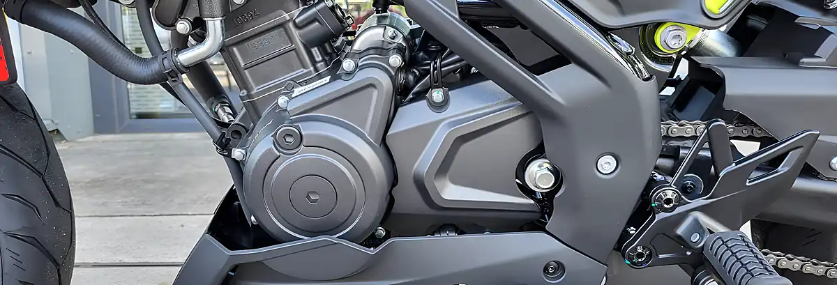 Used Qj Motor Srk 125J - Interior and Exterior details 9