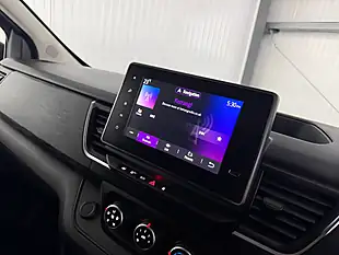 Used Renault Trafic Sport Slate Grey - Interior and Exterior details 17