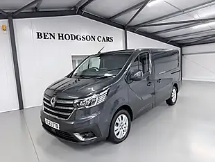 Used Renault Trafic Sport Slate Grey - Interior and Exterior details 2