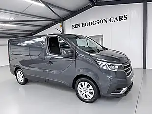 Used Renault Trafic Sport Slate Grey - Interior and Exterior details 6