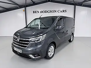 Used Renault Trafic Sport Slate Grey - Interior and Exterior details 9
