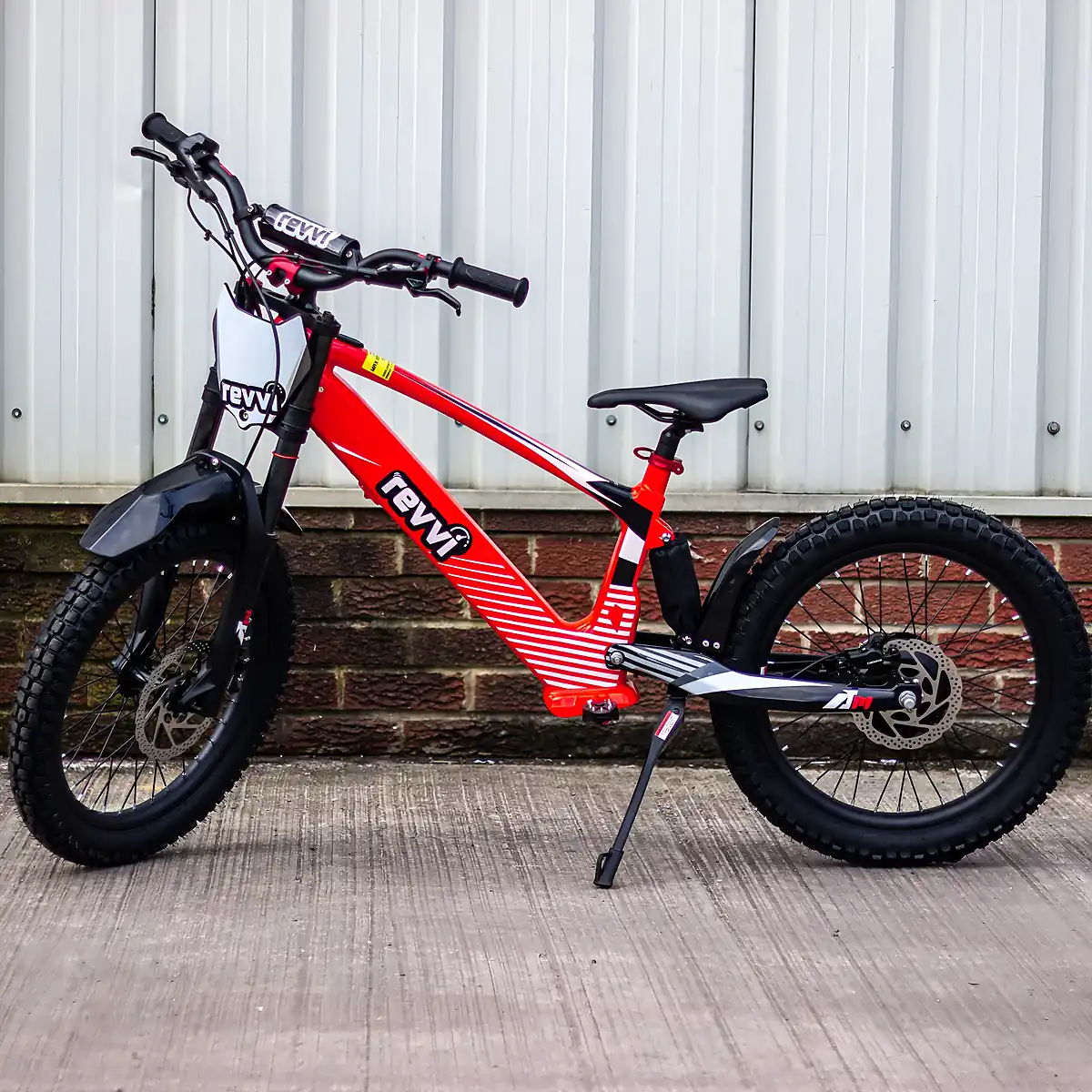 Used Revvi 20" Electric Bike - Interior and Exterior details 7