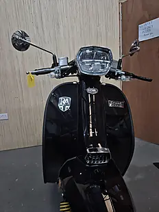 Used Royal Alloy GP125 Lc Mt Black - Interior and Exterior details 11