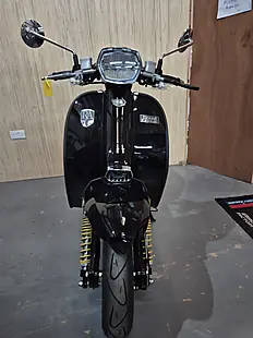Used Royal Alloy GP125 Lc Mt Black - Interior and Exterior details 14