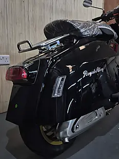 Used Royal Alloy GP125 Lc Mt Black - Interior and Exterior details 16