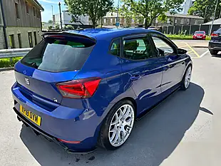 Used SEAT Ibiza Fr Blue - Interior and Exterior details 10