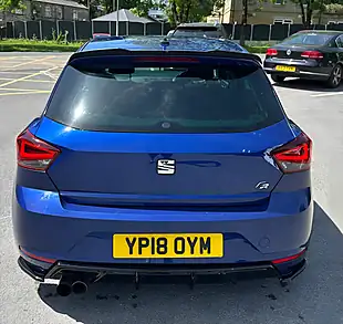 Used SEAT Ibiza Fr Blue - Interior and Exterior details 11