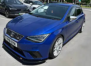 Used SEAT Ibiza Fr Blue - Interior and Exterior details 16